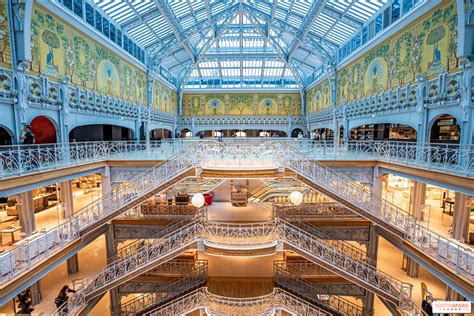 la samaritaine paris.